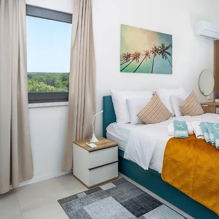 Pet Friendly In With Jacuzzi * Malinska